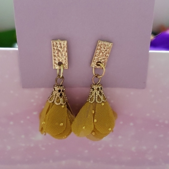 Gold earrings with mustard tassel. Nwt - Picture 1 of 1